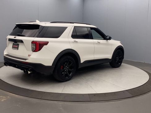 Used 2020 Ford Explorer ST w/ ST Street Pack AWD/4WD image 5