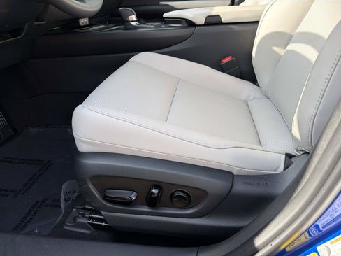 Used 2026 Lexus UX 300h AWD w/ Accessory Package (2T) image 19
