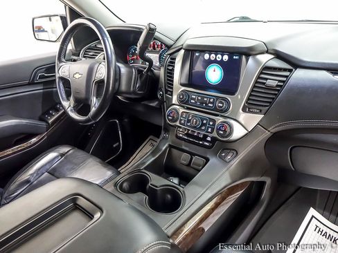 Used 2019 Chevrolet Tahoe LT w/ RST Edition AWD/4WD image 36