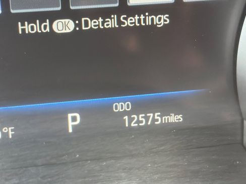 Certified 2025 Toyota Highlander XLE image 25