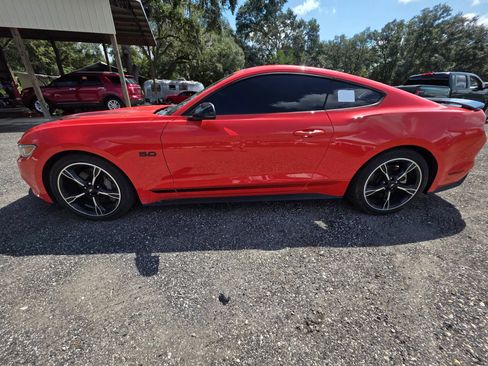 Used 2016 Ford Mustang GT Premium RWD image 28