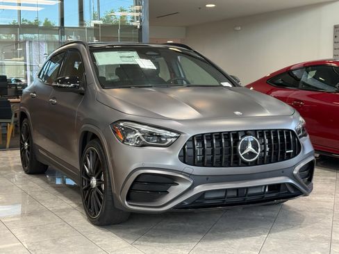 Used 2025 Mercedes-Benz GLA 35 AMG 4MATIC image 8