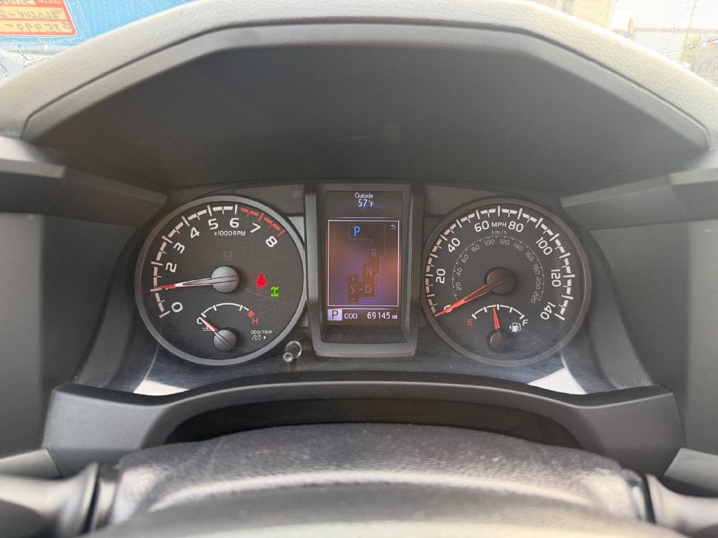 Used 2020 Toyota Tacoma SR AWD/4WD image 14