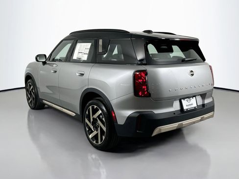 Certified 2025 MINI Cooper Countryman S image 9