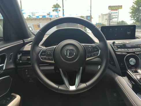 Certified 2025 Acura RDX SH-AWD image 16