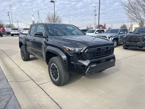 New 2026 Toyota Tacoma TRD Off-Road image 7