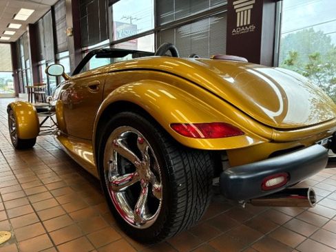Used 2002 Chrysler Prowler RWD image 8