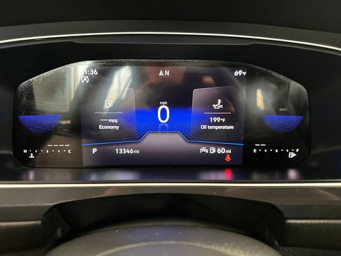 Certified 2024 Volkswagen Tiguan SE R-Line FWD image 14