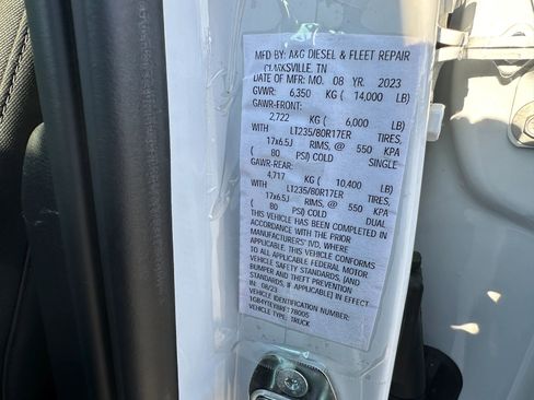 Used 2024 Chevrolet Silverado 3500 LT w/ Convenience Package image 12