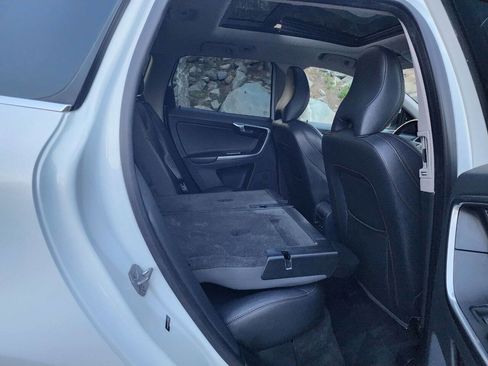 Used 2017 Volvo XC60 T6 Dynamic w/ Climate Package image 37