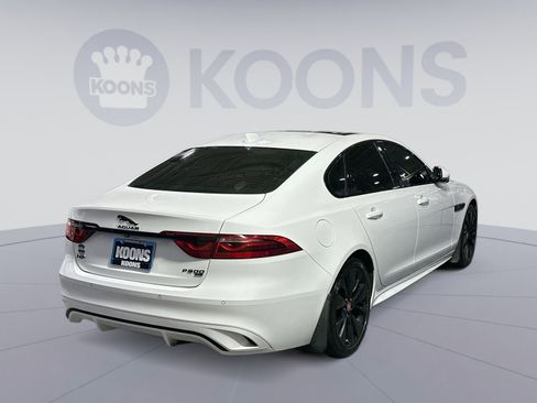 Used 2022 Jaguar XF R-Dynamic SE image 7