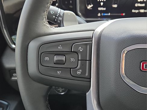 Used 2026 GMC Sierra 1500 SLT w/ SLT Premium Plus Package AWD/4WD image 22