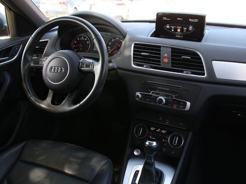 Used 2018 Audi Q3 2.0T Premium image 31