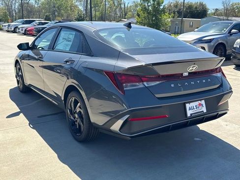 New 2026 Hyundai Elantra Sport FWD image 7