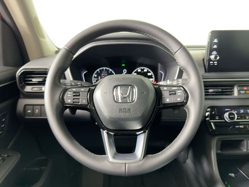 New 2025 Honda Pilot EX-L image 15