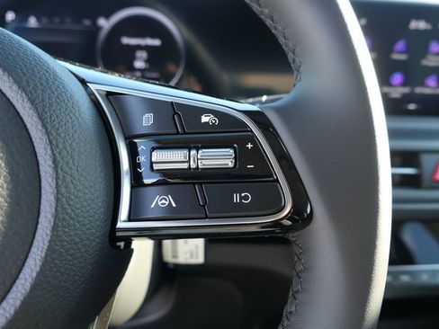 New 2026 Kia Seltos EX image 14