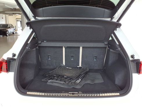 Used 2023 Audi Q3 2.0T Premium w/ Convenience Package AWD/4WD image 20