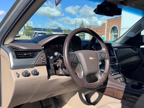 Used 2019 Chevrolet Tahoe LT AWD/4WD image 9