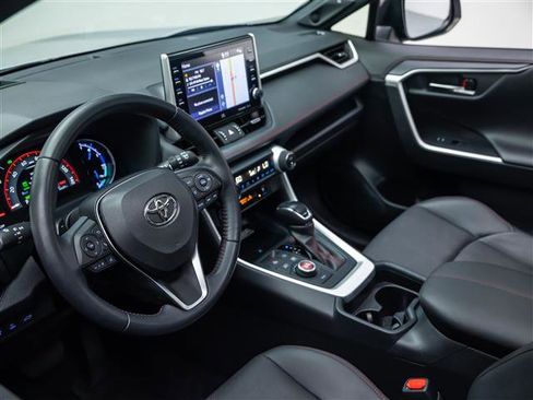 Used 2021 Toyota RAV4 XSE w/ Premium Package image 17