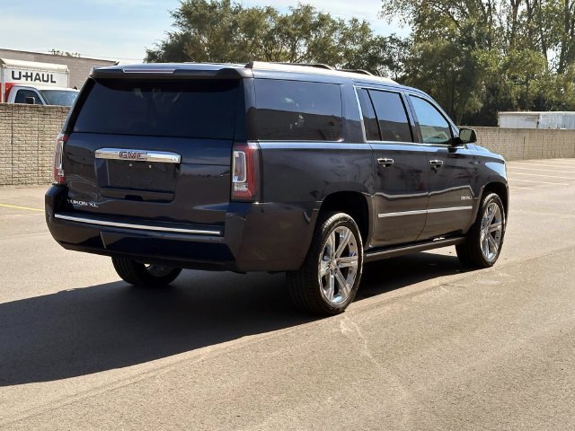 Used 2018 GMC Yukon XL Denali w/ Denali Ultimate Package AWD/4WD image 5