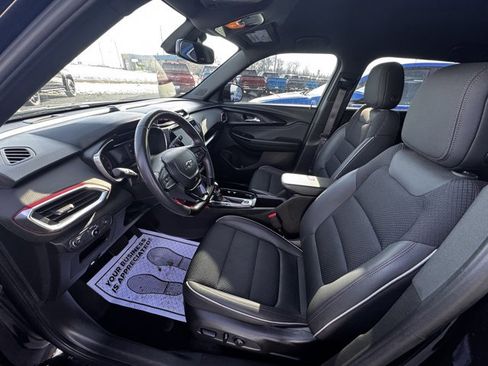 Used 2021 Chevrolet TrailBlazer RS w/ Convenience Package image 6