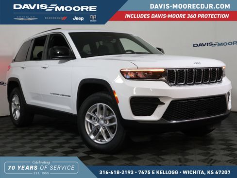 New 2026 Jeep Grand Cherokee Laredo X AWD/4WD image 1