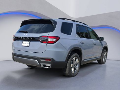 New 2026 Honda Pilot EX-L image 5