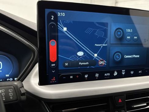 Used 2025 Ford Escape Platinum image 7