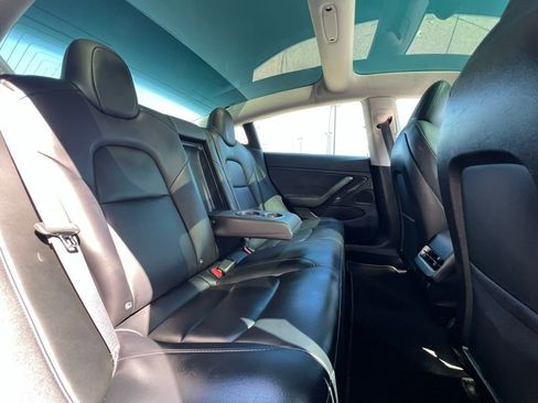 Used 2020 Tesla Model 3 Long Range image 26