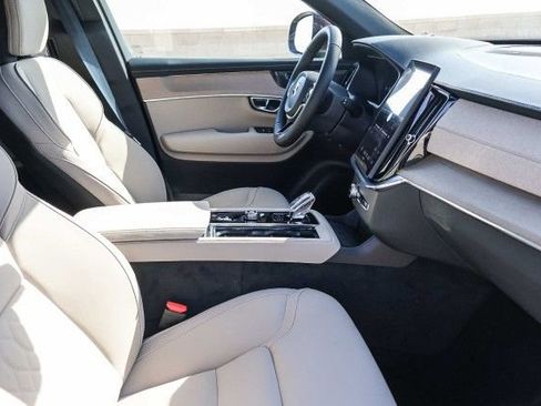 New 2026 Volvo XC90 T8 Plus image 12