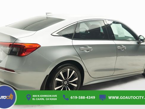 Used 2023 Honda Civic EX image 6