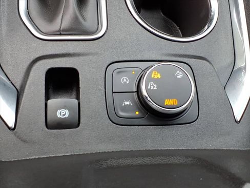 Certified 2023 Chevrolet Traverse LT image 20