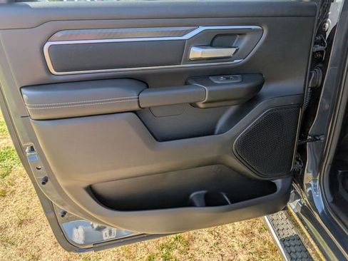 New 2026 RAM 1500 4x4 Crew Cab image 24