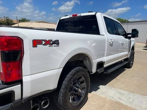 Used 2024 Ford F250 Lariat w/ Sport Appearance Package AWD/4WD image 7