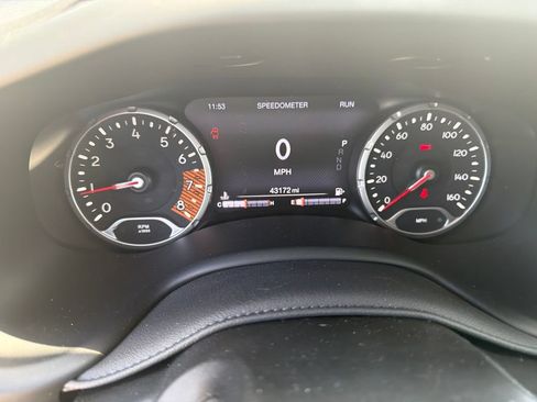 Used 2023 Jeep Renegade Limited AWD/4WD image 8