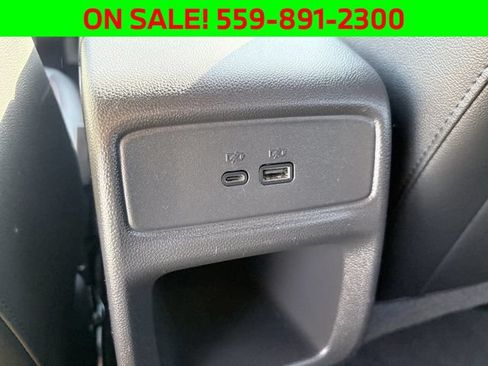 Used 2024 Chevrolet Trax RS FWD image 9
