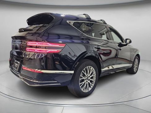 Used 2025 Genesis GV80 2.5T Standard image 8