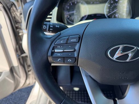 Used 2020 Hyundai Elantra Value Edition FWD image 16