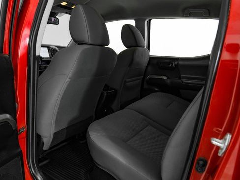 Used 2021 Toyota Tacoma SR5 image 32