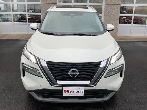 Used 2023 Nissan Rogue SV w/ SV Premium B Package image 2