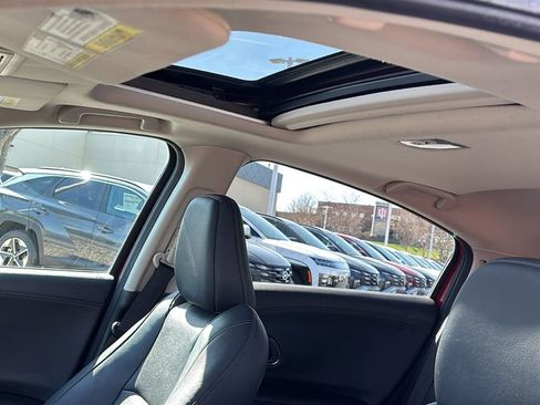 Used 2019 Honda HR-V Touring image 25