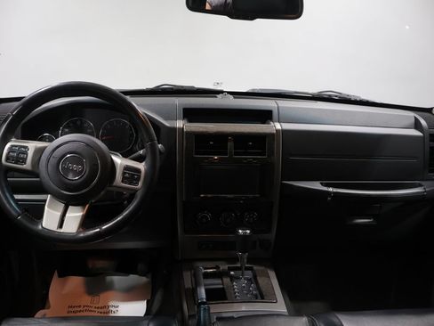 Used 2012 Jeep Liberty Limited Jet w/ Trailer Tow Class III Group AWD/4WD image 17