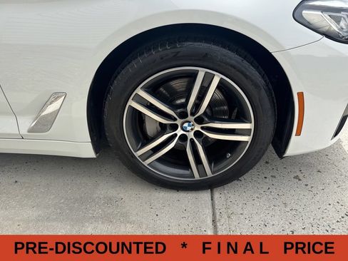 Used 2023 BMW 530i xDrive w/ Convenience Package AWD/4WD image 3