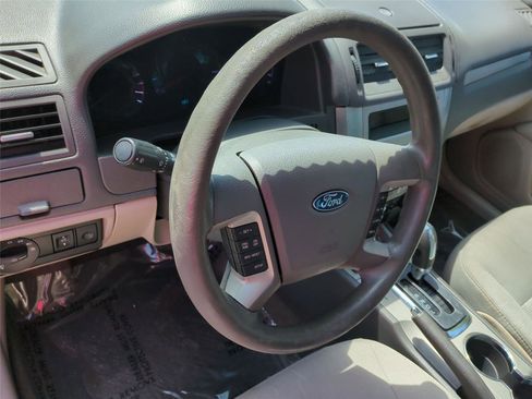 Used 2012 Ford Fusion SE FWD image 9