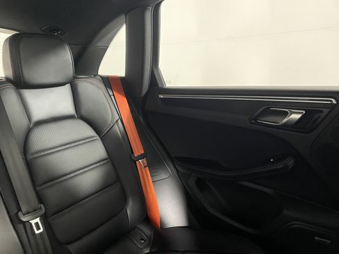 Used 2024 Porsche Macan GTS image 17