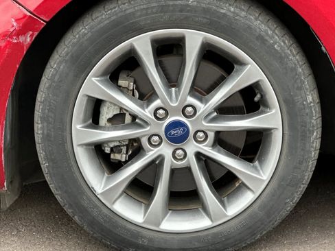 Used 2017 Ford Fusion Energi SE FWD image 25