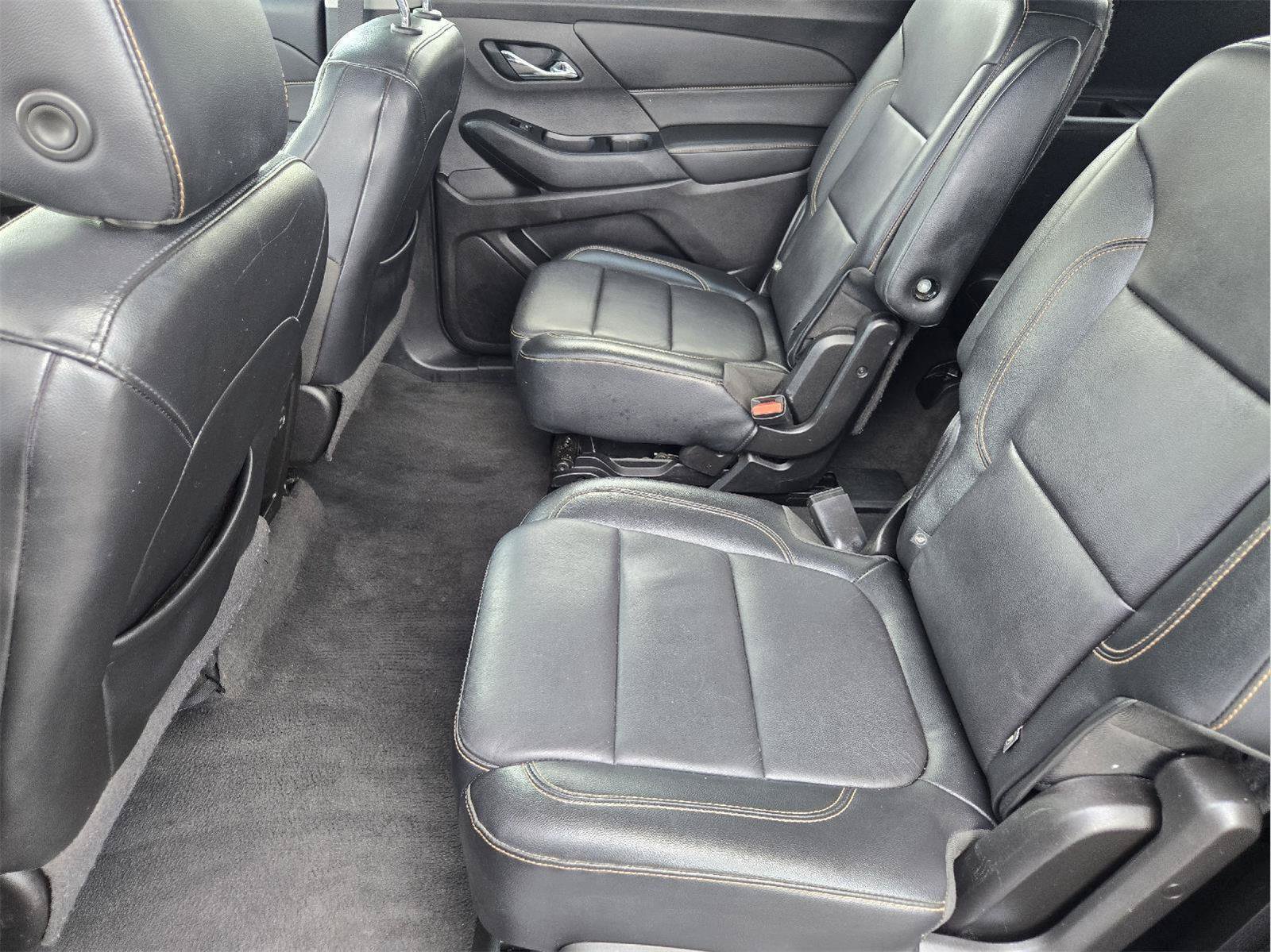 Used 2019 Chevrolet Traverse LT w/ LT Premium Package FWD image 28