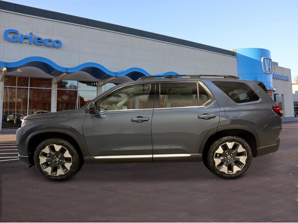 New 2026 Honda Pilot Touring image 2