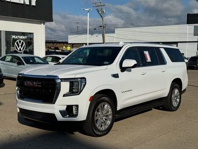 Used 2022 GMC Yukon XL SLE