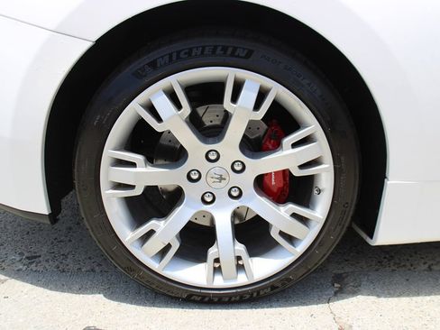 Used 2014 Maserati GranTurismo MC RWD image 37